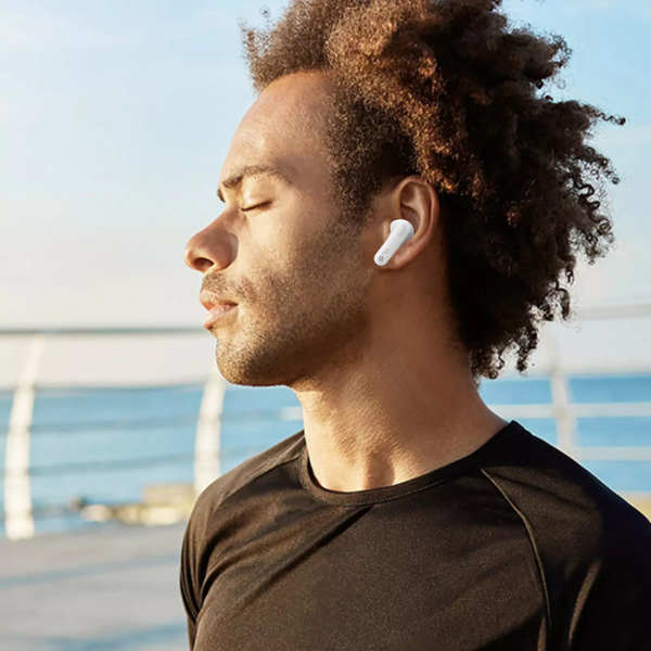 Écouteurs Sans Fil Akashi Avec Boite De Charge, Bluetooth 5.0 Autonomies 20h IPx5 - Blanc 23 Vivez une expérience musicale sans fils