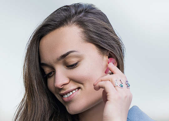 Écouteurs Sans-fil Intra-auriculaires, Bluetooth 5.3 Autonomie Totale 30 Heures, Defunc True Audio - Rouge 32 UN CONTRÔLE MUSICAL INTUITIF