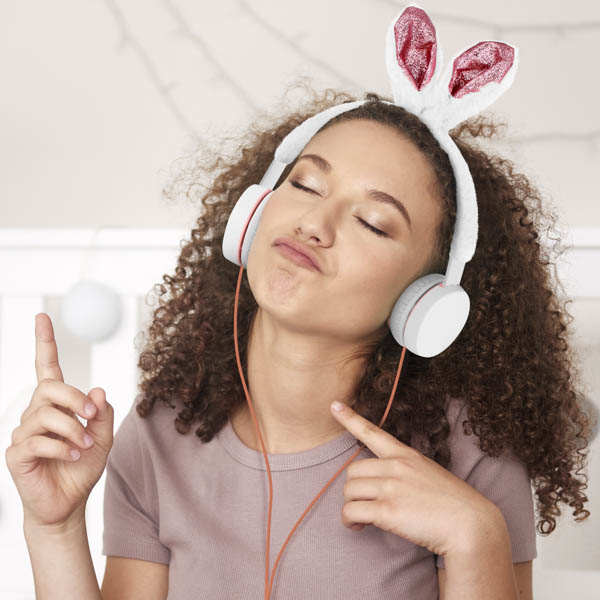 Casque Fantaisie Oreille De Lapin Avec Fourrure Blanche 24 QUALITÉ SONORE EXCELLENTE